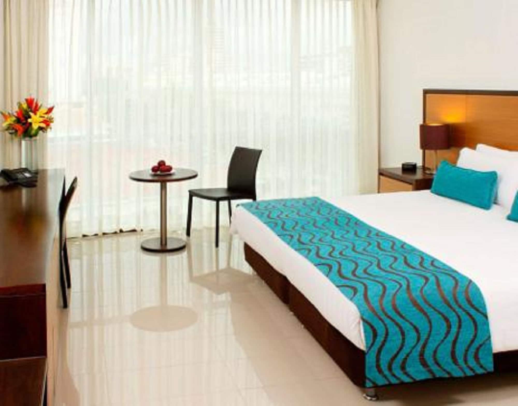 Estelar Alto Prado Barranquilla  Exteriér fotografie A room at the hotel