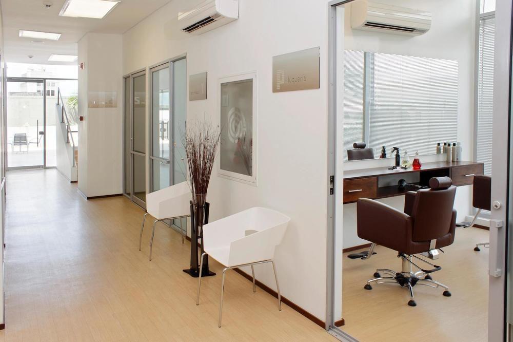 Estelar Alto Prado Barranquilla  Exteriér fotografie A hair salon in the United States